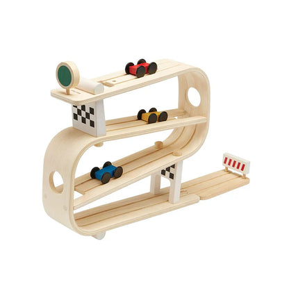 PlanToys Ramp Racer – Wooden Gravity Car Toy for Toddlers 18m+ – STEM Learning